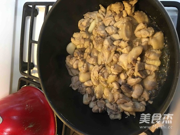 大盘鸡肉的做法