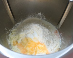 牛奶面包卷的做法