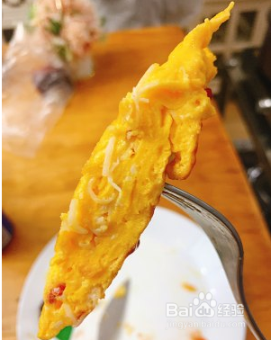如何制作松叶蟹蛋包蟹