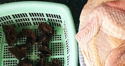 木耳鸡汤的做法