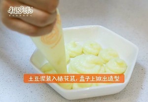 食补养生西兰花土豆泥的做法
