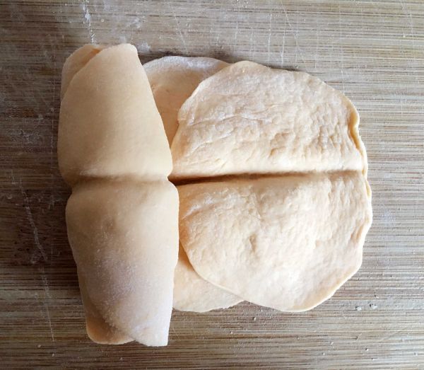 胡萝卜玫瑰花馒头