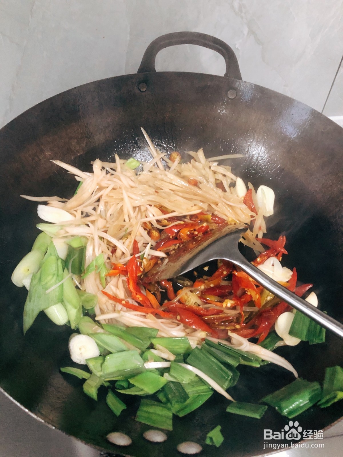泡椒炒猪肝的做法