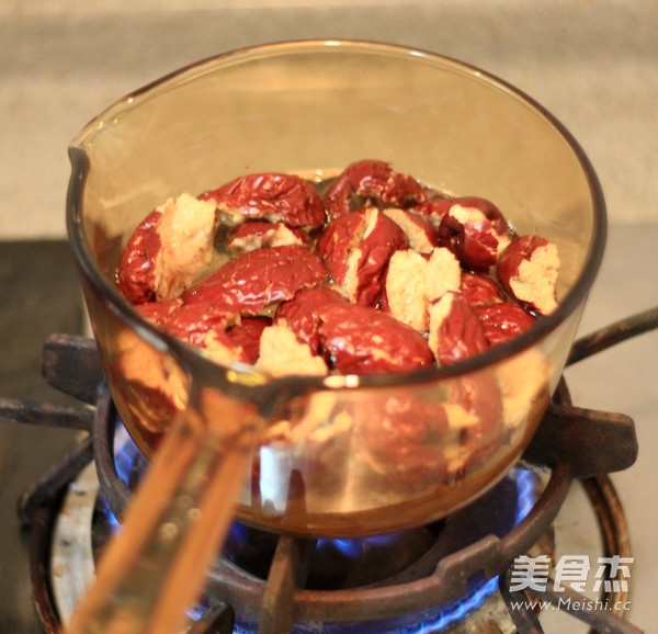 红枣养颜千层糕