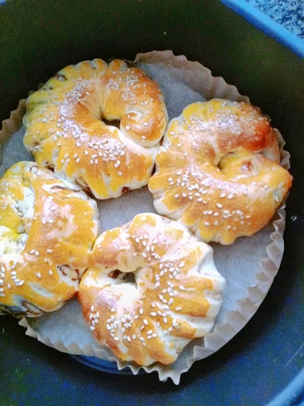 豆沙牛奶鸡蛋面包