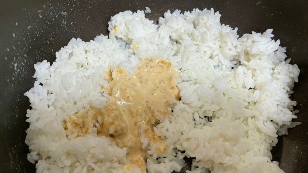 火焰金针菇牛肉盖饭