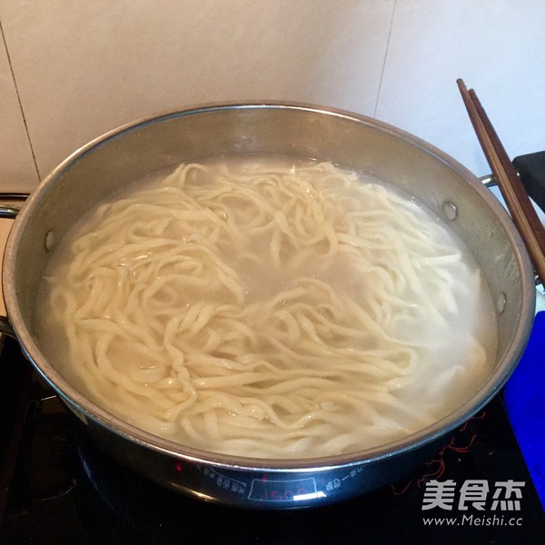 酱醋蛋拌面的做法