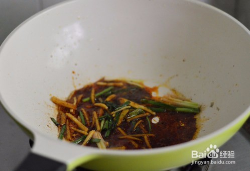 酱烧小黄鱼是怎么做的?如何做更好吃?