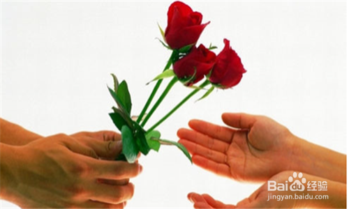 对伤害自己的人狠不下心得原因有哪些?