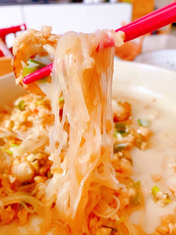 蒜蓉粉丝蒸扇贝肉