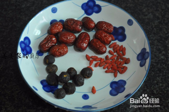 山药乳鸽汤怎么做