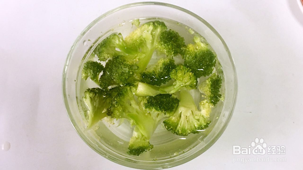 西兰花鸡肝泥的做法