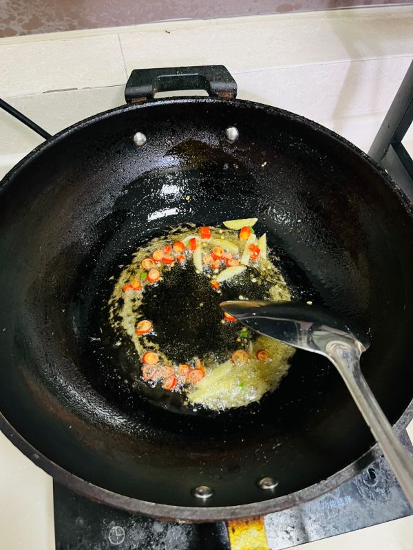 酸辣藕丁五花肉