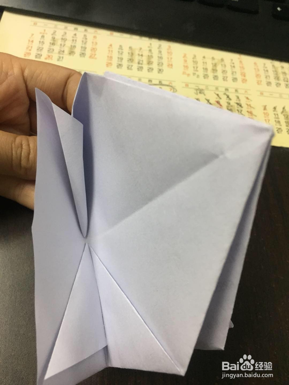 “小垃圾桶”装垃圾