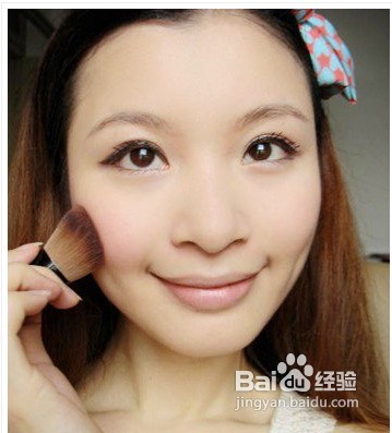 九步妆成气质淑女