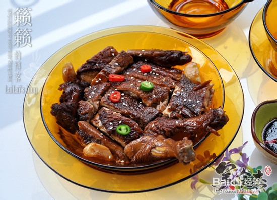 浓香鸭边腿的做法