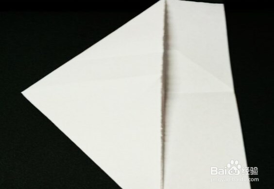 如何折出双头纸飞机