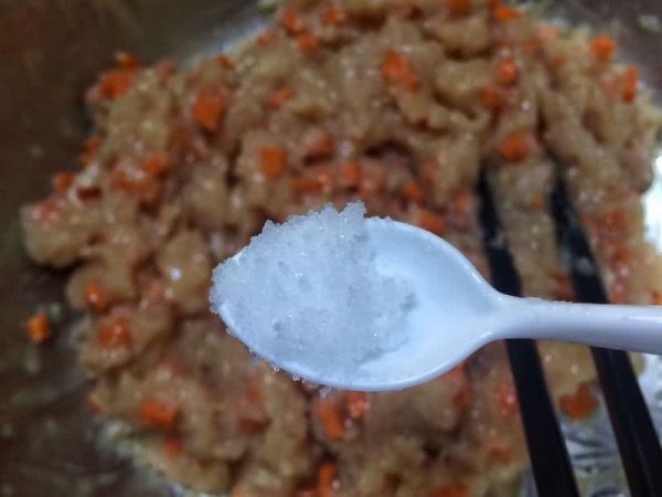 鸡胸肉饼藜麦饭汉堡