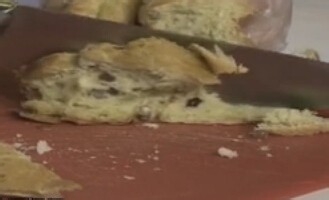如何切面包不掉渣