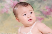 夏季宝宝可以用纸尿裤吗？