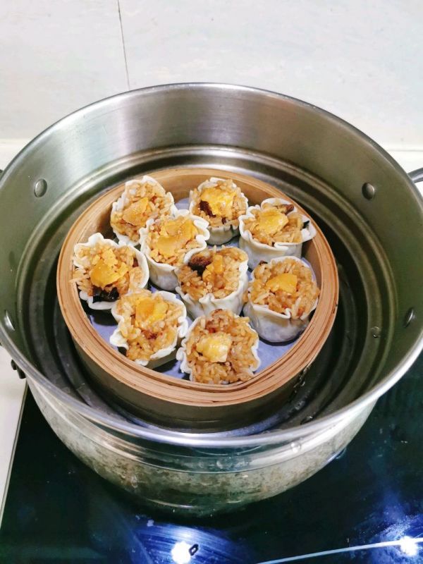 蟹黄咸蛋黄肉松烧卖