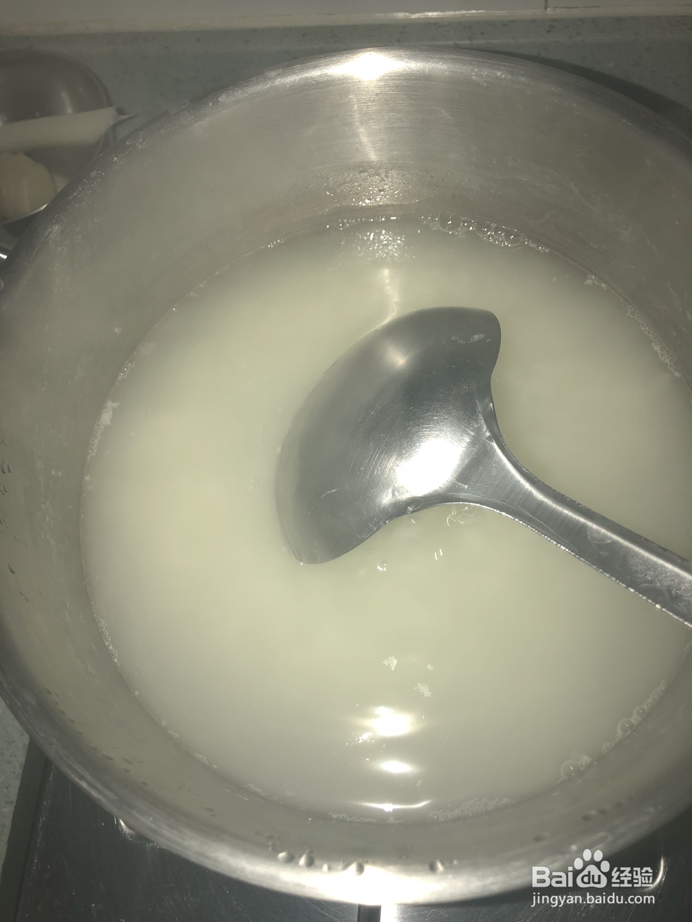 自己做皮蛋瘦肉粥