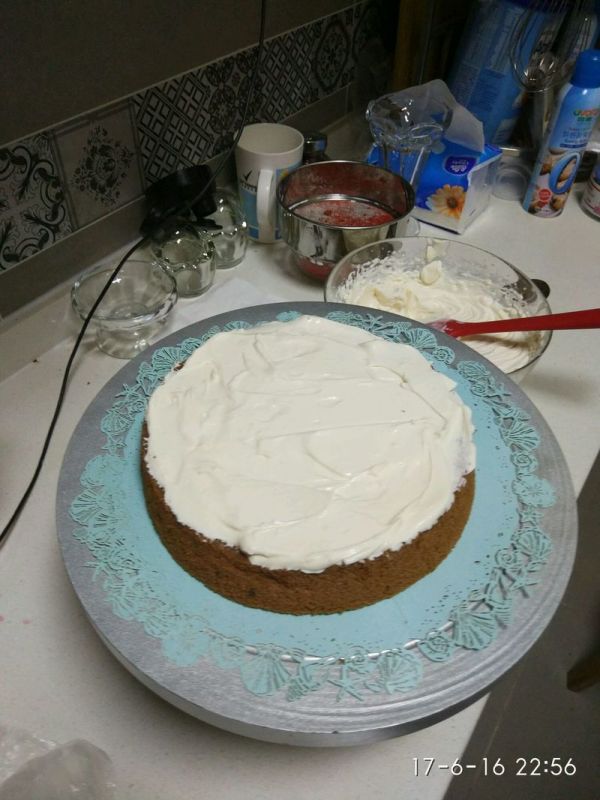 巧克力草莓裸蛋糕