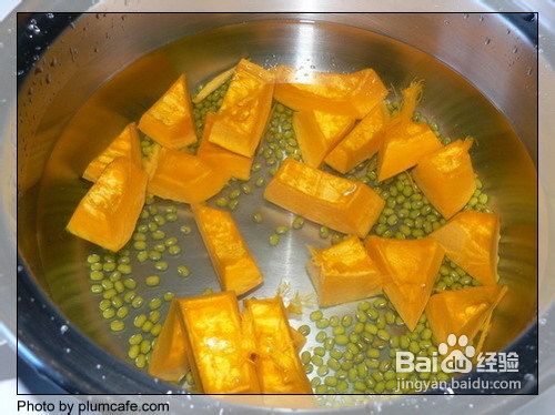 南瓜绿豆粥的做法