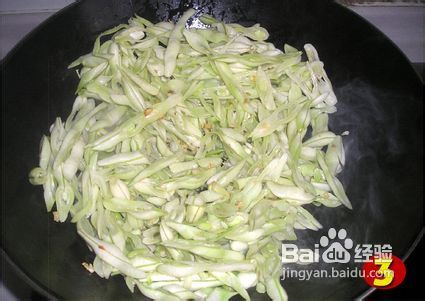 女人护肤养发塑身排毒的全能菜——素烧芸豆丝