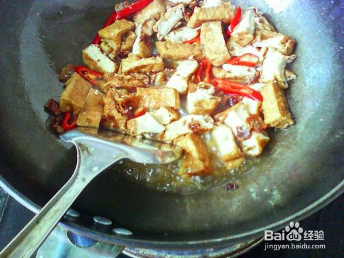 肉香豆腐炒油麦菜