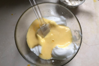 宝宝爱吃的香酥鸡蛋饼干