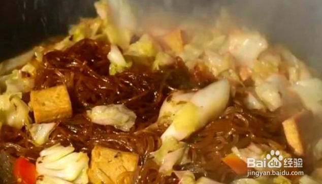 白菜炒粉条的家常做法
