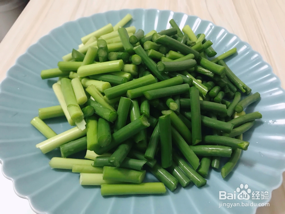 在家也能做的蒜苔炒肉