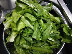 养生食补个人版清炒莴笋叶的做法