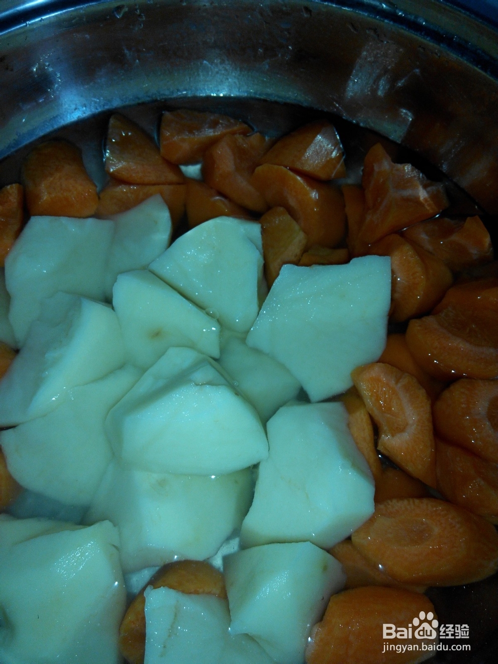 牛肉炖土豆胡萝卜