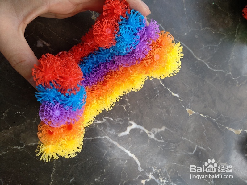 用黏黏球蓬蓬球手工DIY花瓶