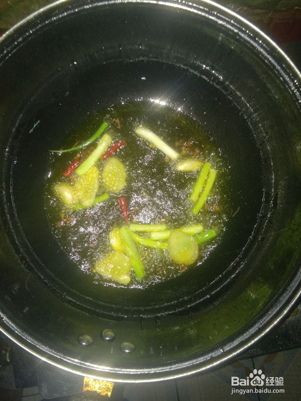 好吃又不贵的酱鸡爪