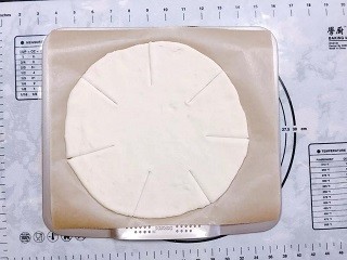 海鲜七角披萨怎么做？