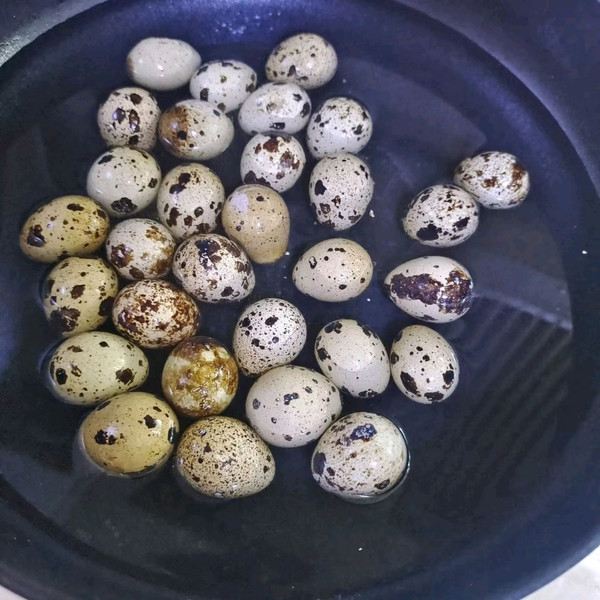 蚝油西兰花鹌鹑蛋