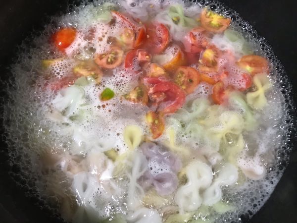 番茄鸡蛋蝴蝶面