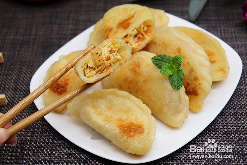 煎饺怎么做，煎饺的家常做法技巧