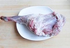 酱羊小腿的做法