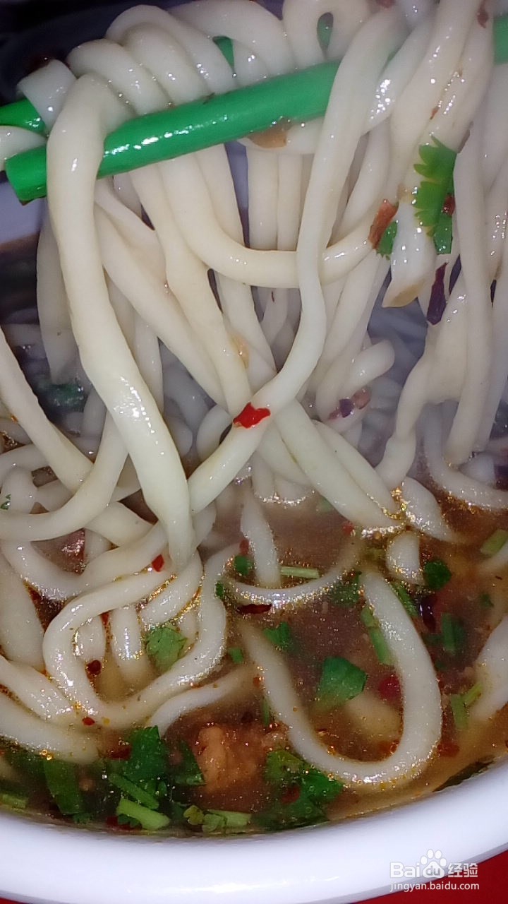 竹林寺小学 门前的抻面
