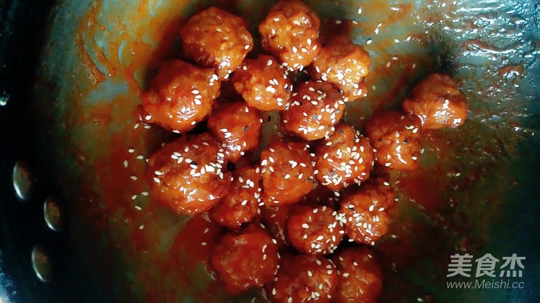 茄汁芝麻小肉丸