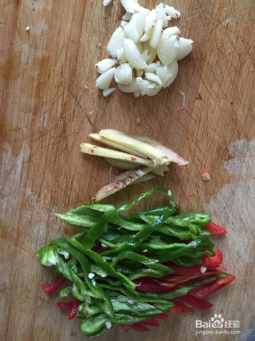 简单好吃的红椒豆腐丝的做法