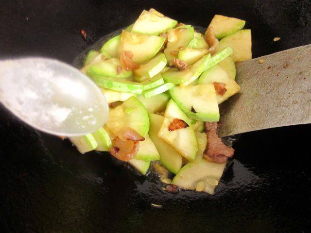 超级美味的南瓜肉片，今天就来教你做