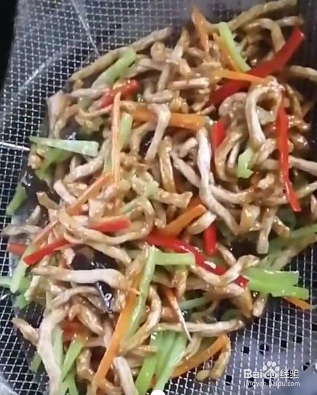 教你一道特别的鱼香肉丝、香辣可口超级下饭！