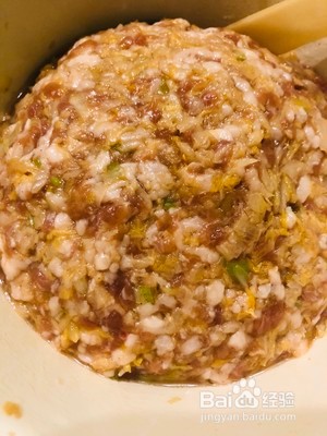 东北酸菜馅水饺做法