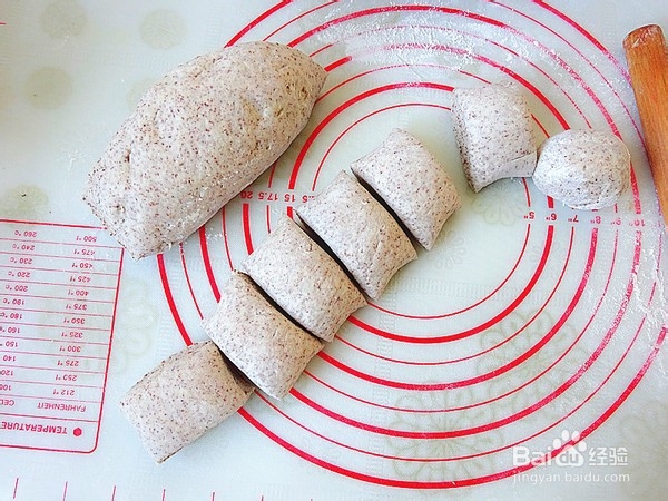 杂面豆包的做法