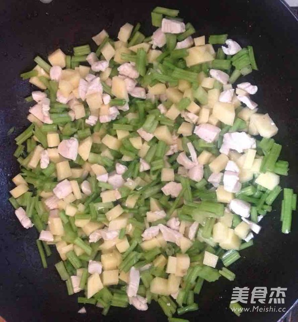 咖喱什锦饭的做法